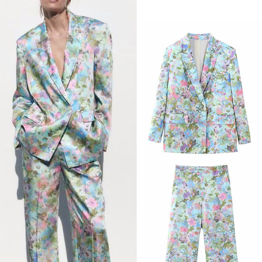 Tenue Fleurie Chic pour Femme