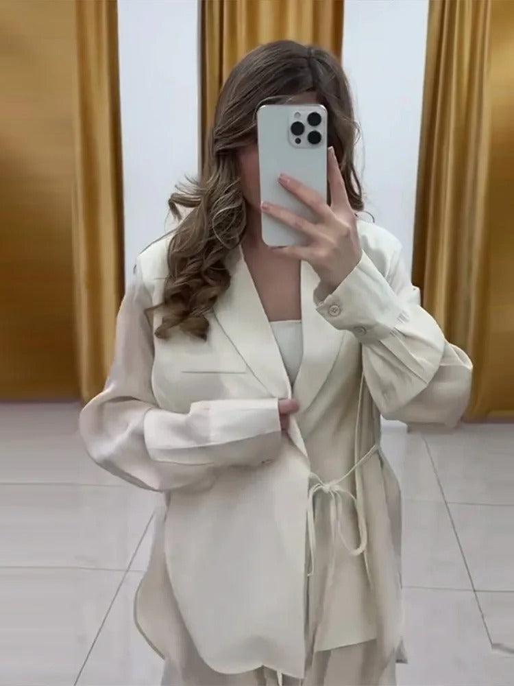 Blazer Ceinturé & Pantalon Élégant